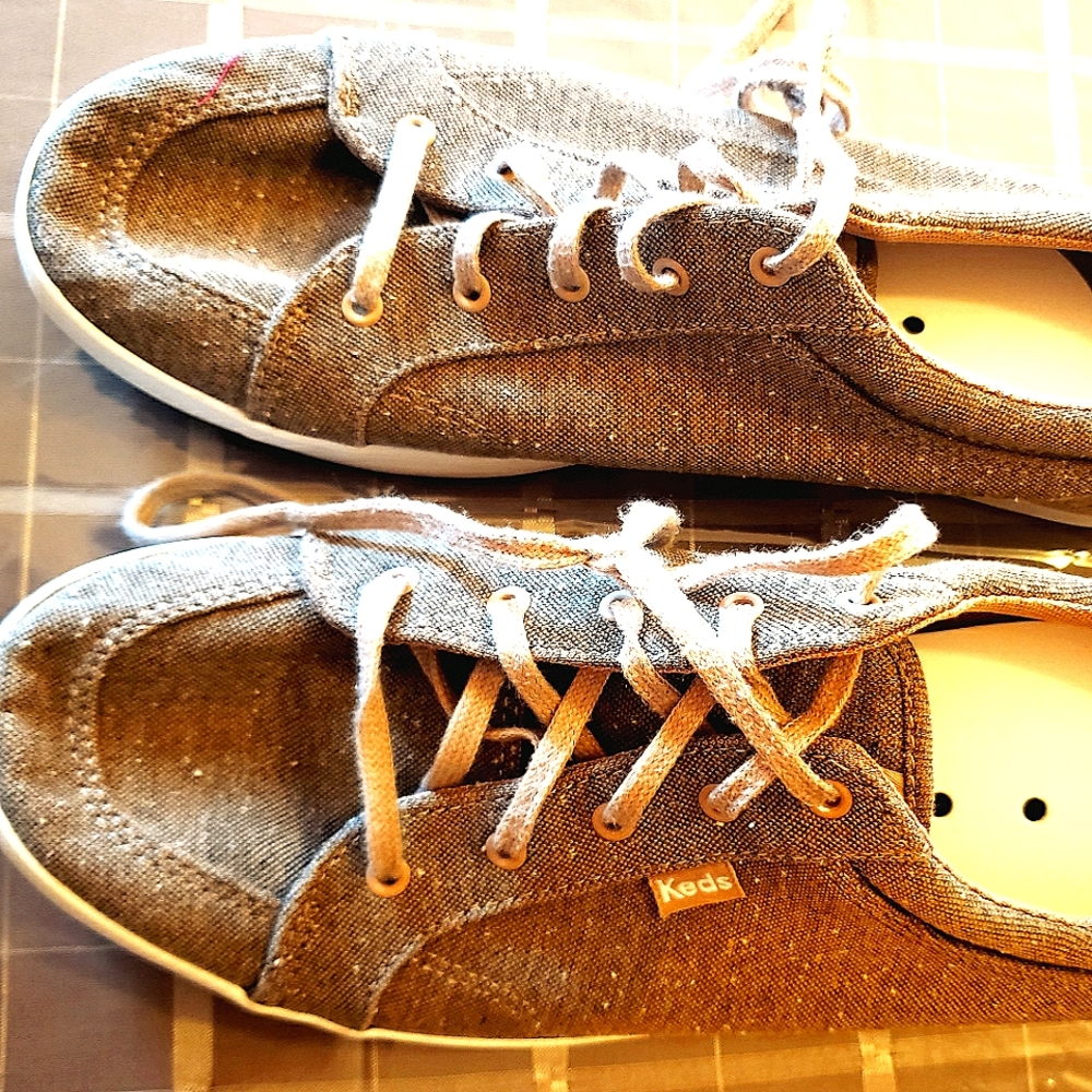 Keds gray flats